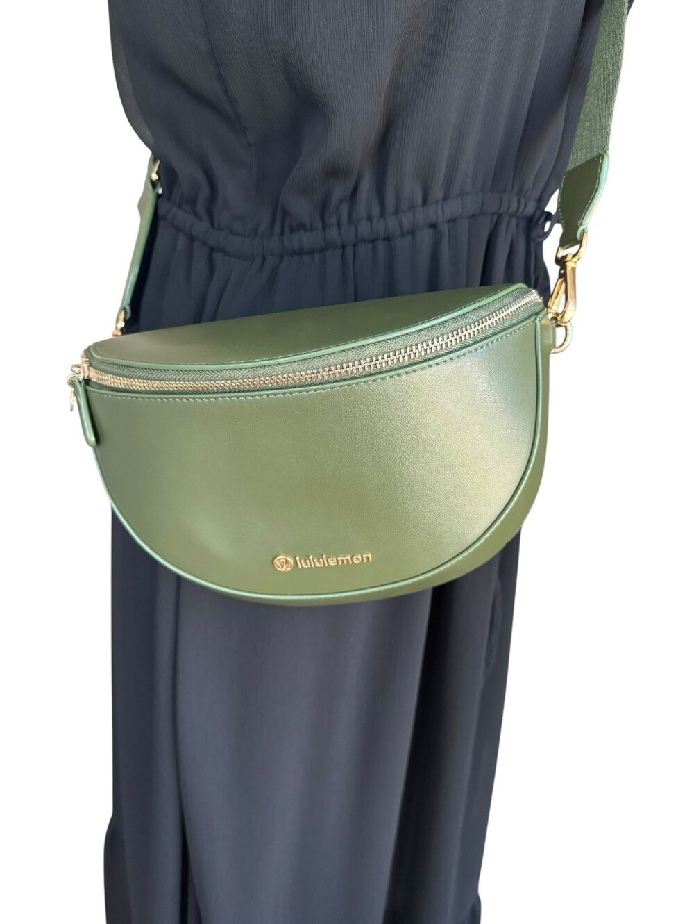 Lululemon Cactus Material Saddle Crossbody Bag 2L – Barracks Green / Gold - Picture 7 of 10